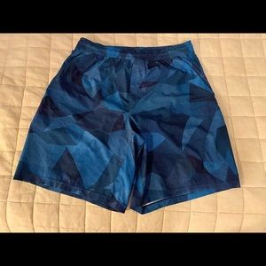 Men’s Large LuluLemon Shorts w/o liner